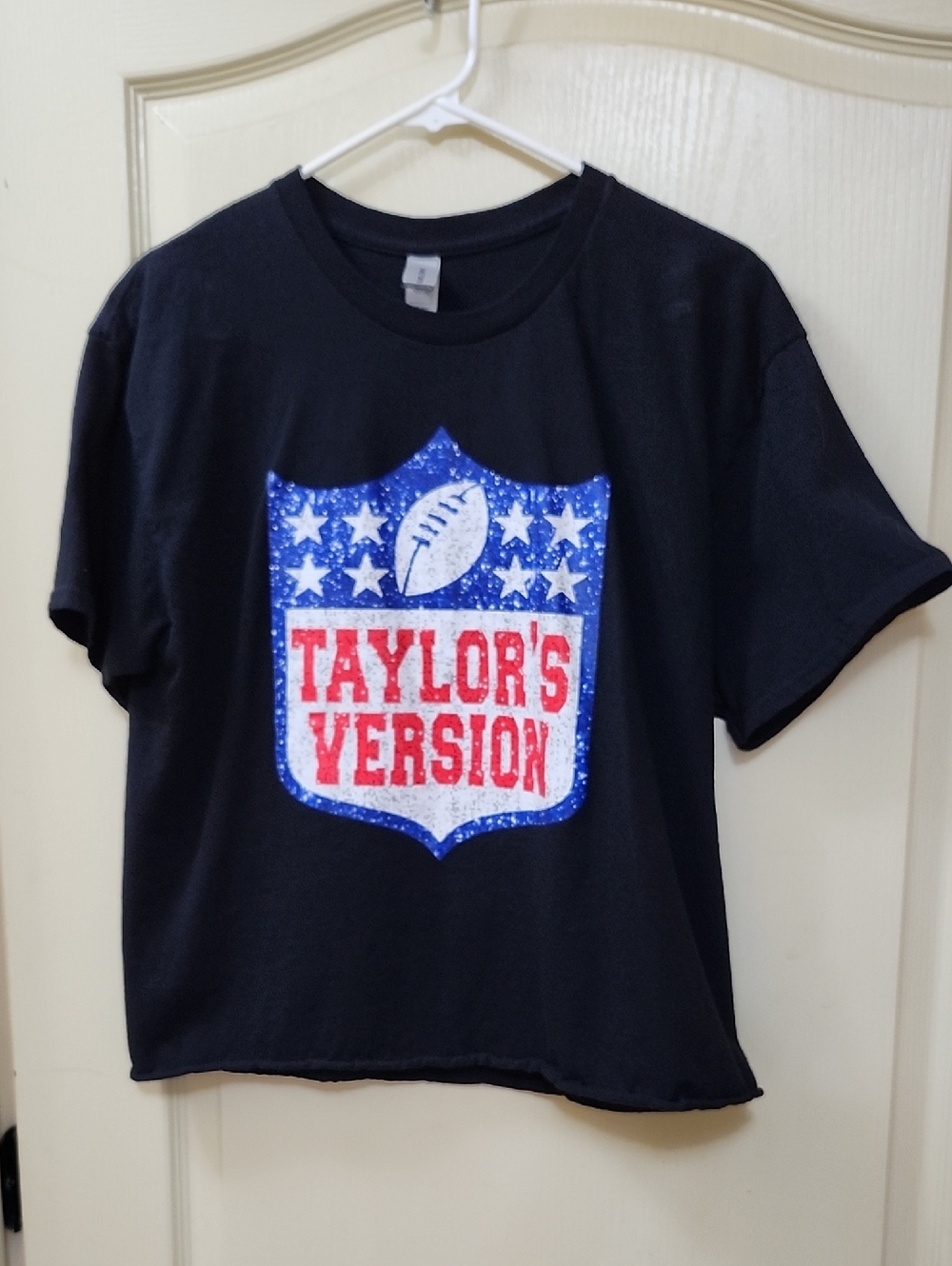 TAYLOR SWIFT-INSPIRED 'TAYLOR'S VERSION' GRAPHIC TEE